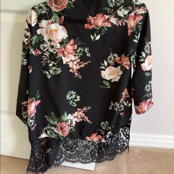 Dex floral kimono - Picture 4 of 4